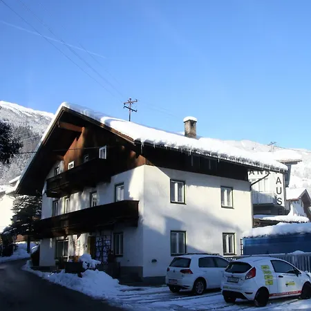 Prázdninový dům Chalet In Fuegen Near Spieljochbahn, Cleaning Included Fügen